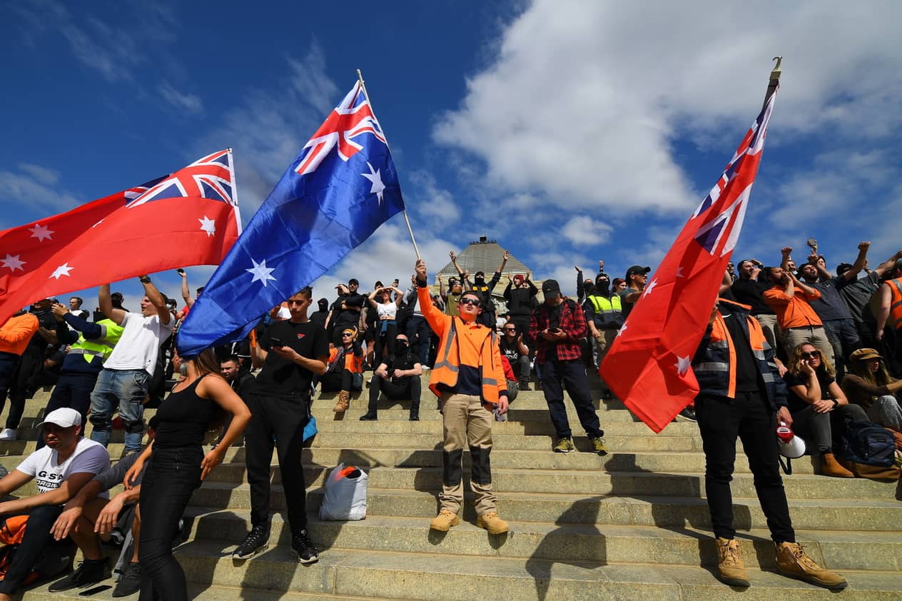 Australijczycy protestują w Melbourne przeciwko ostrym restrykcjom