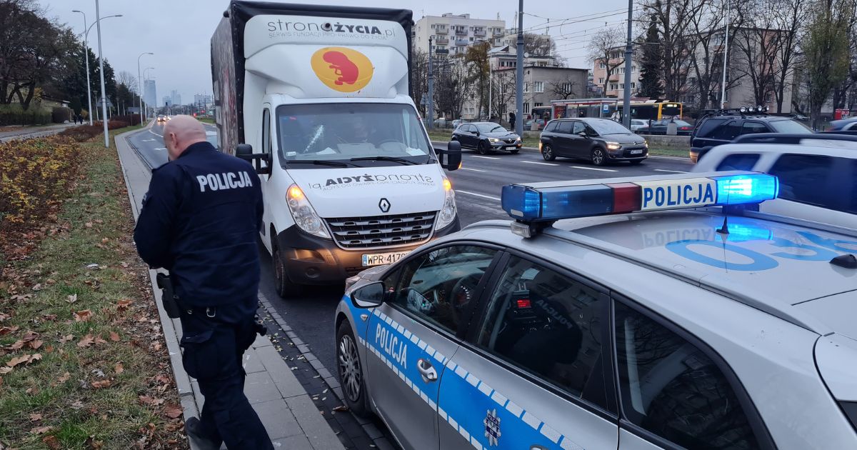 Atak na furgonetkę pro-life w Warszawie