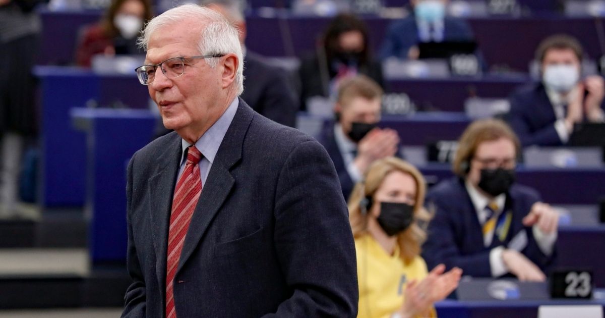 Wysoki Przedstawiciel Unii Europejskiej do Spraw Zagranicznych Josep Borrell podczas debaty w PE.