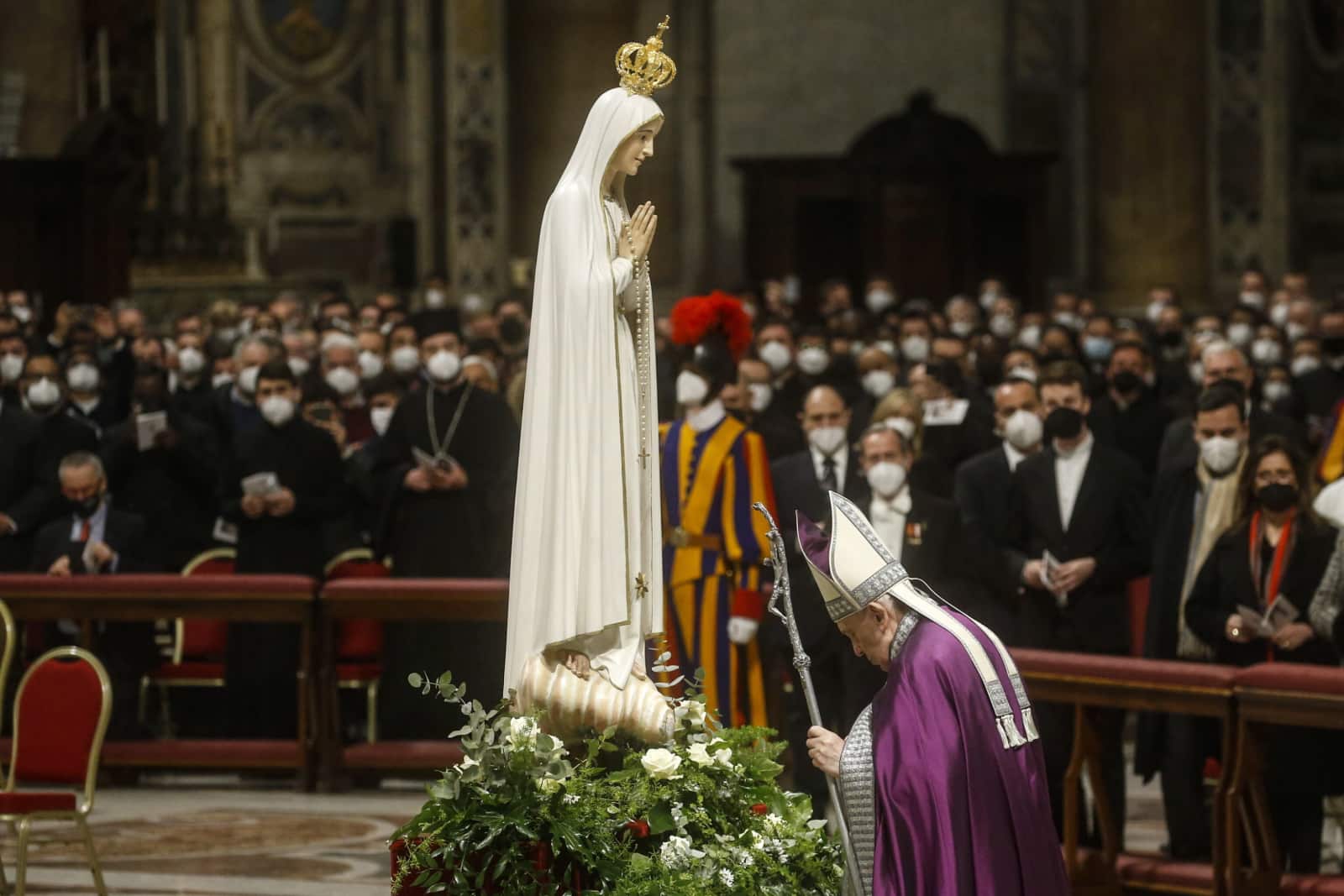 Papież poświęcił Kościół, ludzkość, a szczególnie Rosję i Ukrainę  Niepokalanemu Sercu Maryi