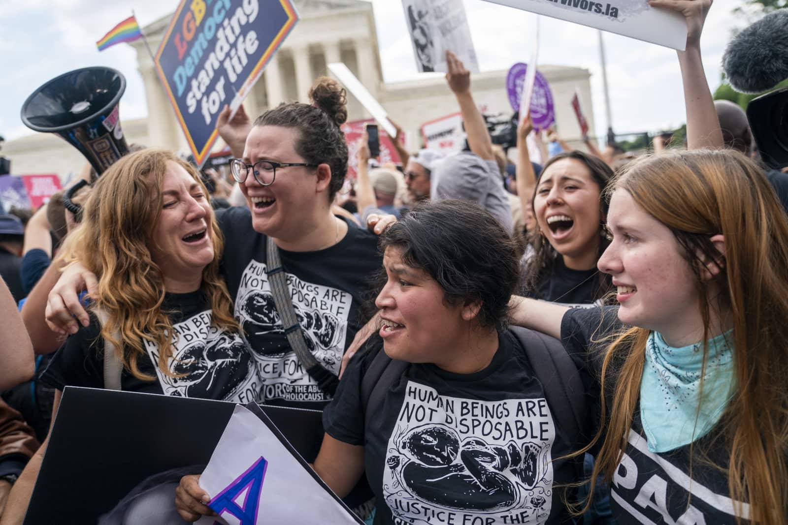 Manifestacja po wyroku Sądu Najwyższego USA ws. aborcji.