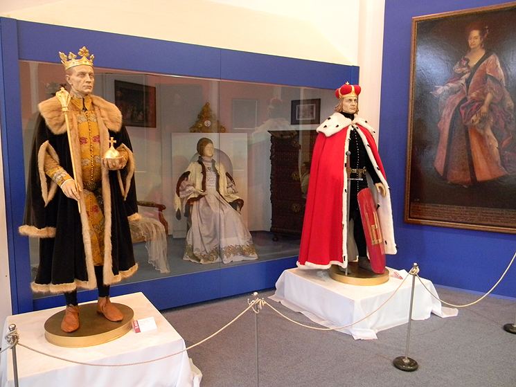 Z wystawy Białoruskiego Narodowego Muzeum Historycznego zniknęły figury króla Władysława II Jagiełły oraz wielkiego księcia litewskiego Witolda Kiejstutowicza (jego stryjecznego brata).